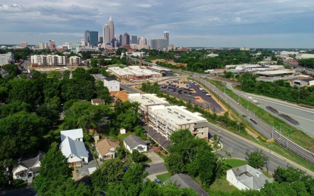 3 bedroom, East 18th Street