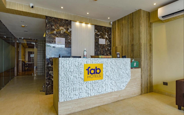 FabHotel Seventy Seven