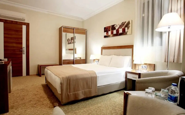 Pietra Hotel