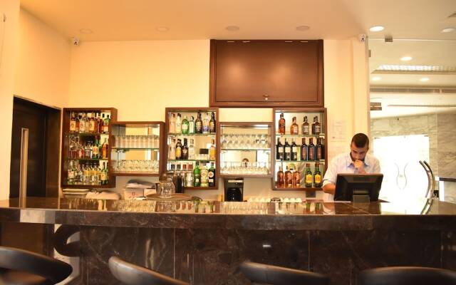 Sea View Hotel