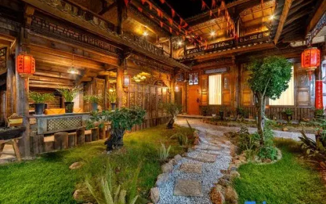 Hike Haven, a Naxi designer Snow Mountain Scenic Homestay