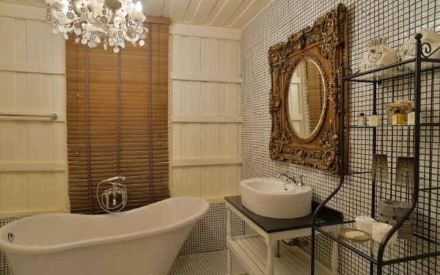 The Hen Hua Hin Private Beach Villa