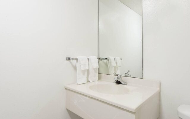 Knights Inn Wentzville