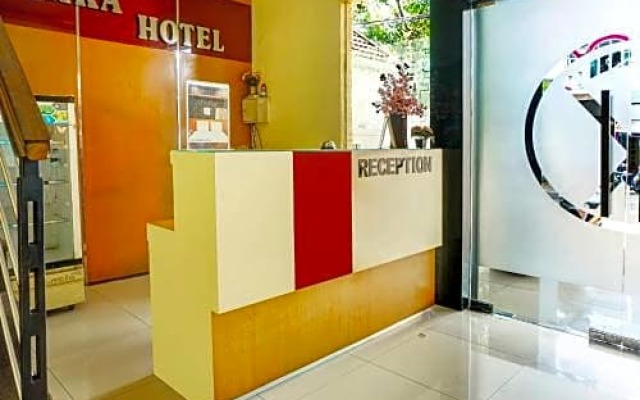 OYO Flagship 91245 Rika Hotel Makassar