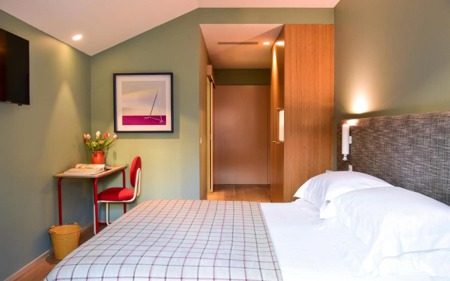 The Editory House Ribeira Porto Hotel