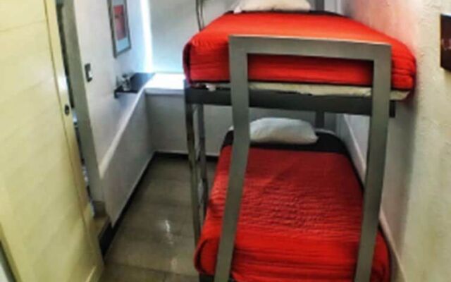 Go Mini Hotel