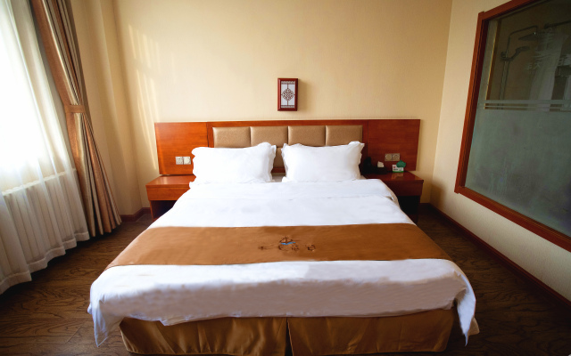 Qingdao Fengda Holiday Hotel