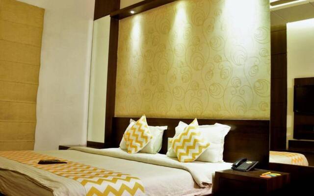 FabHotel Astor Suites HSR
