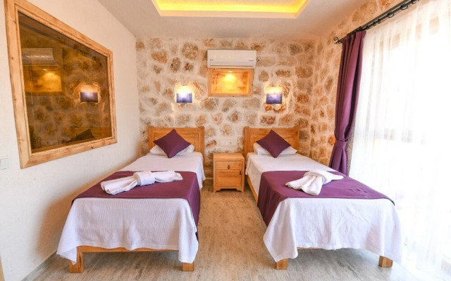 Villa Jet by Akdenizvillam