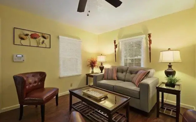 Cheerful Character House By Turnkey Vacation Rentals
