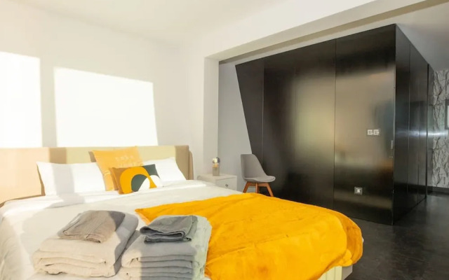 Villa Leonor Cliffside Retreat