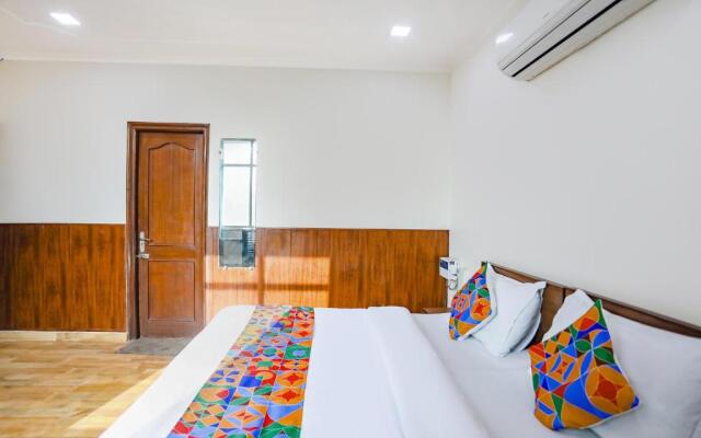 FabHotel Hexa Ghaziabad