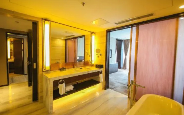 Natural Tianchen·Lotus Grand Hotel