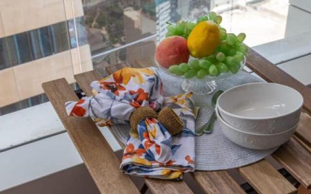 Frank Porter - Vida Residences