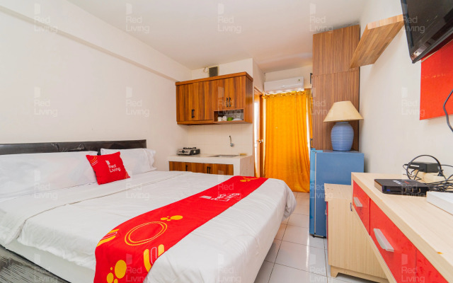 Redliving Apartemen Cinere resort - Gold Room