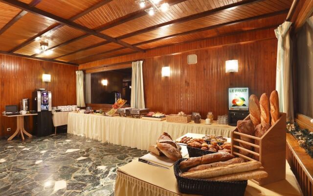 Hôtel Eliova- L'Eau Vive