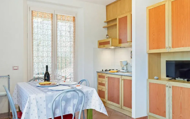 Pleasant Holiday Home in Magione With Swimming Pool