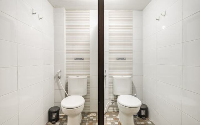 KoolKost Syariah near Kaza Mall Surabaya