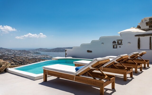 Mykonos Divino
