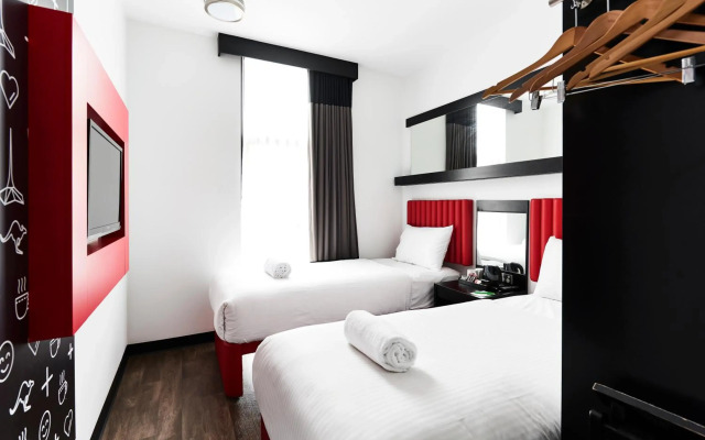Essence Hotel Carlton