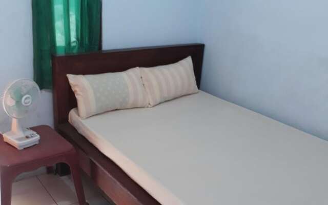 Menjangan Hostel