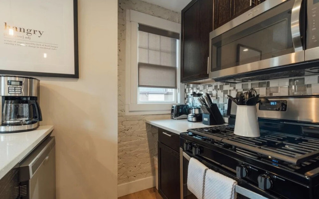 Downtown Philly Apartment By Rittenhouse Square