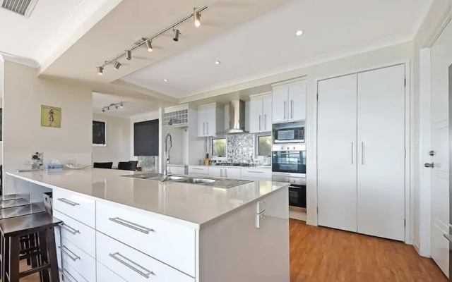 Sandcastles Coign 10