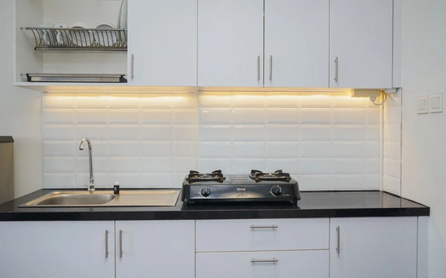 Elegant And Comfy Studio At Bintaro Icon Apartment