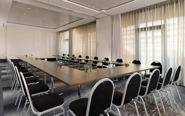 Sheraton Frankfurt Airport Hotel & Conference Center