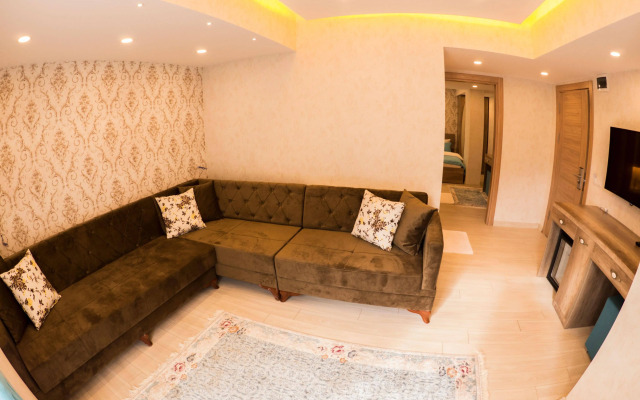Elif Inan Hotel