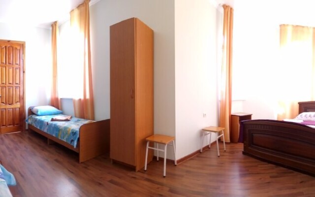 Mariya Guest House