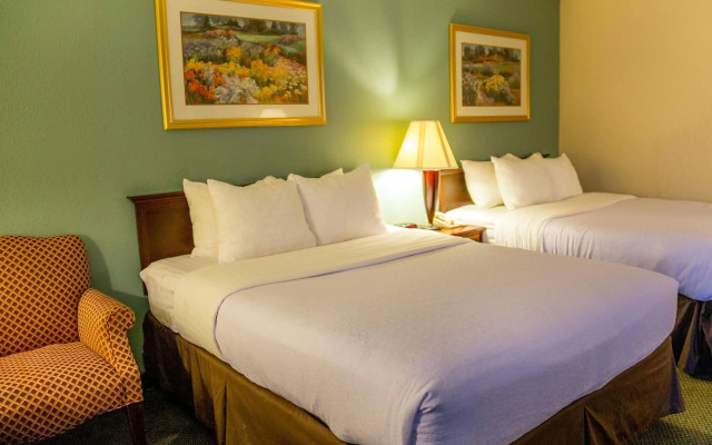 Rochester Airport Plaza Hotel