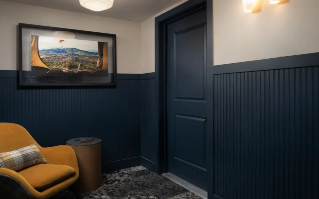 The Eddy Taproom & Hotel