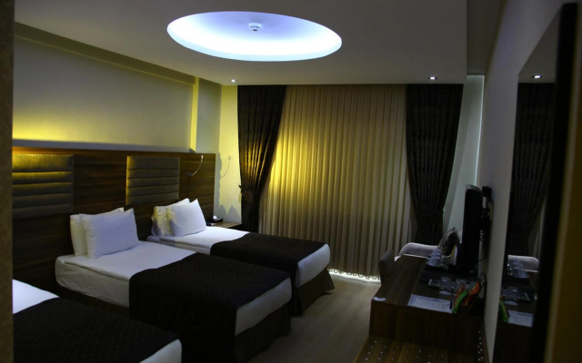 Hotel Adanava