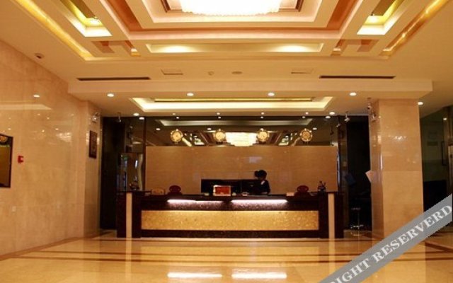 Qilu Bairui Hotel