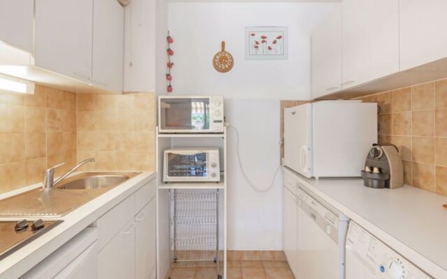 La Palmeraie II 28275