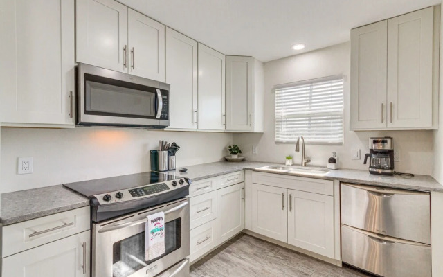 Modern Pensacola Home ~ 6 Mi to Beach!