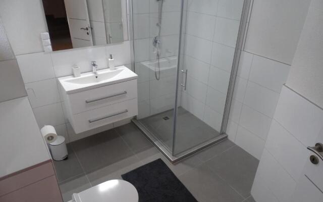 Seaside Villa mit Pool für 12 Personen