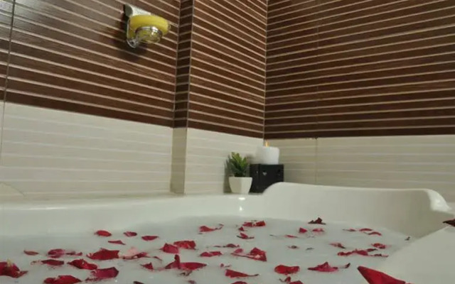 Hotel Moments
