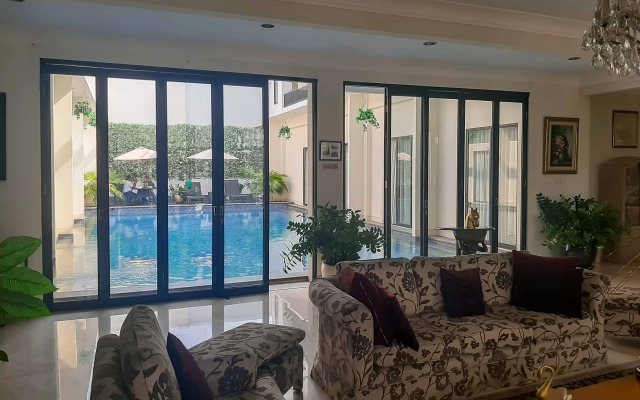 Bangka Suite.