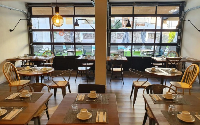 Hotel Windsor Tossa – Adults Only +16