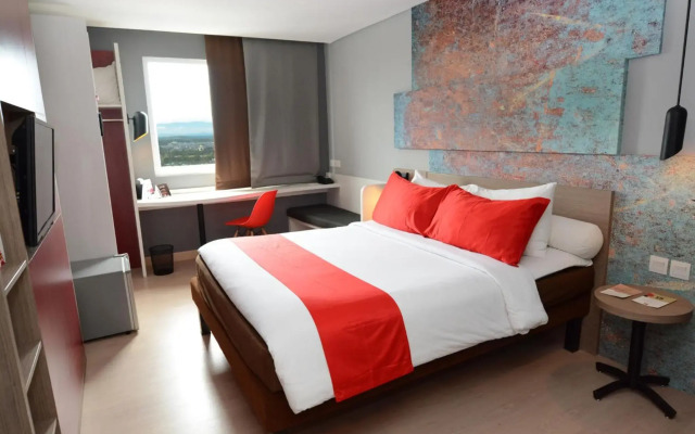 Ibis Gading Serpong