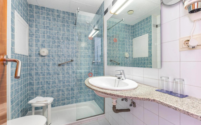 Port Fiesta Park Hotel