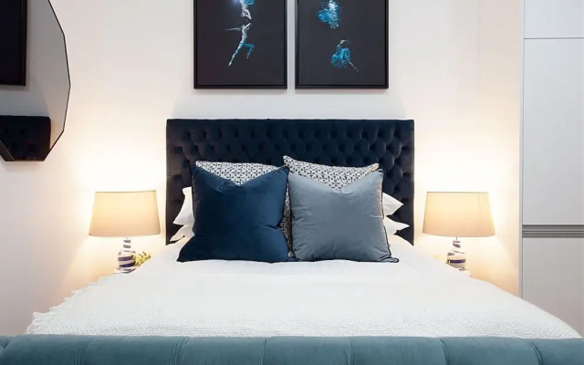 Chic and Characterful Studio Apartment