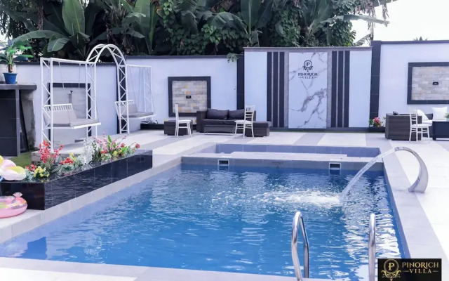 Pinorich Villa