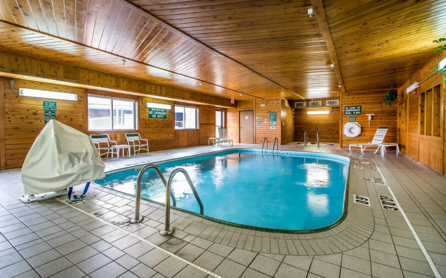 Quality Inn Dubuque on Hwy 20