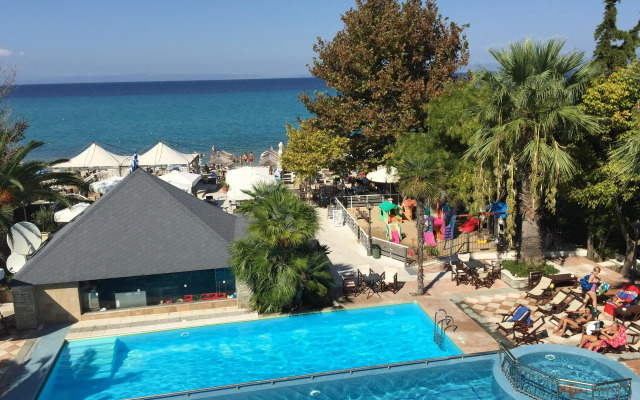 Naias Beach Hotel