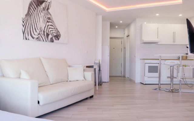 Sunrise Apartment 924