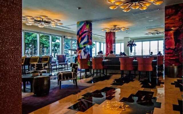 Icon by Design Suites Miami