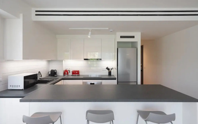 LIV Athinum 1 - Luxury Apartment 1A